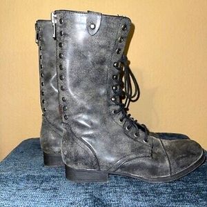 Madden Girl Gray Galeriaa Combat Boot